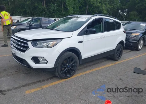 2018 Ford Escape Se z USA, uszkodzony, nr VIN 1FMCU9GD8JUA83682